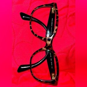 dolce & gabanna glasses cheetah leopard animal print shades readers reading xoxo